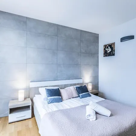 Aparthost Stara Polana Apartment *